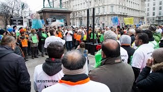 Demonstration in Wien gegen die Registrierkassenverordnung [upl. by Anilegna]