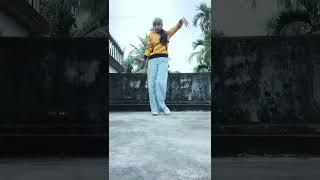 Popping On The Bekhayali Song shcreation shemotiondanceacademy poppingdance viral [upl. by Cymbre]