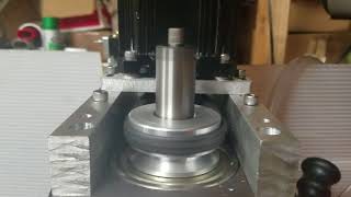 G0704 cnc mill  spindle motor and belt drive upgrade 1500w brushless dc spindle motor and v belt [upl. by Ilrebmyk]