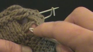 Tuto Tricot Rattraper une maille sur jersey envers et point mousse [upl. by Nylra]