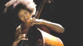 Esperanza Spalding  Junjo  Cantora de Yala [upl. by Arreis]