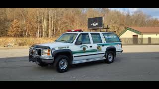 1994 GMC Suburban K2500 Traffic Unit walk around [upl. by Wrdna342]