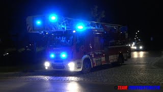 Dachstuhlbrand und Paralleleinsatz in Kelsterbach RTW DRK OV  ELW  DLAK2312 FF Raunheim [upl. by Aennyl425]