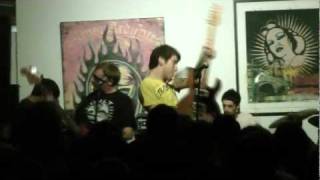 Joyce Manor FULL SET Nomad Art Gallery 11252011 [upl. by Yevad494]