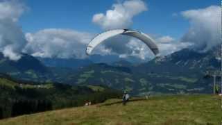 Gleitschirmfliegen in Ellmau Tirol Start und Landung [upl. by Laenej77]