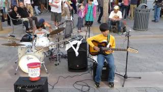 Filipinos family on the street of Santa Monica  2015 [upl. by Annadal]