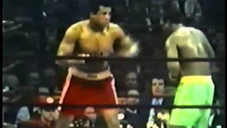 Muhammad Ali vs Joe Frazier I Round 15 Knockdown [upl. by Namia]