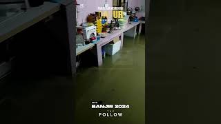 Info Banjir  Air Memenuhi Dapur [upl. by Eikcin795]