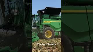 John Deere X9 1100 combine farmequipment harvestingmachine johndeere [upl. by Nhguavad]