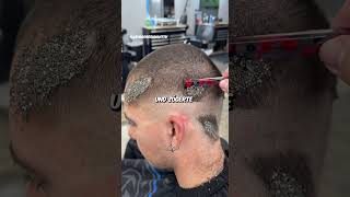 Dieser Friseur hat sein Leben gerettet😱 [upl. by Acherman]