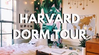 COLLEGE DORM ROOM TOUR 2018  Harvard University [upl. by Ztirf666]