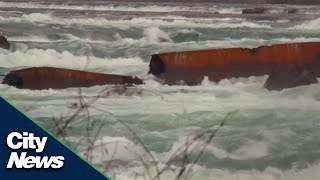 Famous shipwreck moves toward Niagara Falls [upl. by Hagen]