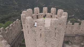 Impresionantes vistas aéreas del Turó del Vent y castillo de Farners [upl. by Nueovas]