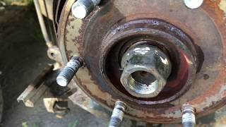 NISSAN ARMADA PATHFINDER Easy bearing hub removal [upl. by Williamson903]