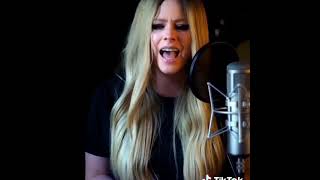 Avril Lavigne head above water live [upl. by Kalagher]