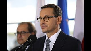 Mateusz Morawiecki podczas konferencji dotyczącej rozbudowy Portu Lotniczego SzczecinGoleniów [upl. by Carolann900]