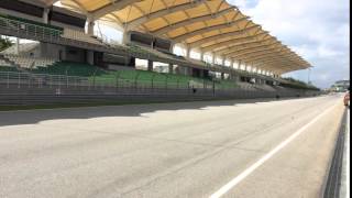 Sepang Track Day 3 January 2016 Superbike main straight fly bys loud exhaust IMG 9064 [upl. by Butta111]