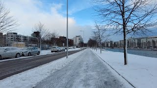 First Snow in Helsinki  Walking from Ruoholahti to Lauttasaari [upl. by Droffilc]