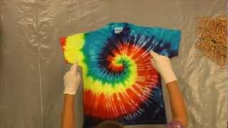 Jacquard Products Presents Tying and Dyeing the Centered Rainbow Spiral Pt1 [upl. by Naus]