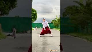 Did you see the cat dancing  AZIZAH MRDS  DANCE [upl. by Owena]