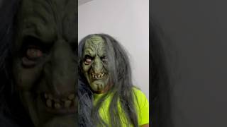 Broma de la bruja a mi familia 🧙‍♀️👻 viralshorts bromaspesadas halloween [upl. by Inavoj]