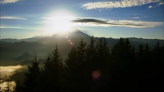 A Glimpse Into the Highest Mountain of the Cascade Range [upl. by Oskar198]