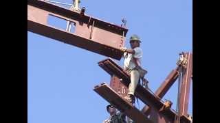 Leslie Dan Erection of a Major Steel Beam at the Roof of the Atrium [upl. by Carce]