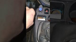 Renault Clio quotConector OBD  onde fica [upl. by Hsemin]