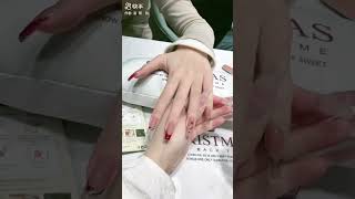 美甲 美甲ins 来个圣诞🎄气息的美甲款式教程 nails 指甲 nailart [upl. by Mercuri]