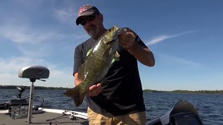 3B Outdoors TV  Lake Champlain NY Smallmouth Bass Fishing Using a Flogger [upl. by Jacobo]