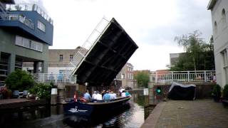 Ooievaarsbrug Ophaalbrug Drawbridge Schiedam [upl. by Niowtna956]