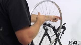 Tutoriel  changer un rayon vélo cassé [upl. by Nawoj289]