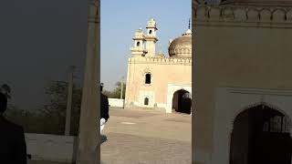 Abbasi Masjid Qila Derawar located in the Cholistan Bwp youtubeshorts qiladerawar [upl. by Veleda]