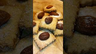 Biscotti di farro con mandorle tostate [upl. by Ogirdor404]