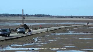 PASSAGE DU GOIS [upl. by Llevra]