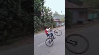 Circle wheelie mode☠️ viralvideo trending cycle wheelie stunt video shortvideo shorts short [upl. by Goff]