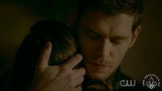 The Originals 5x09 Klaus amp Hope hug [upl. by Nonnarb]