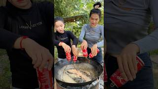 Cooking fish salad with Coca Cola recipe cookrecipe cooking delicious [upl. by Trenton]