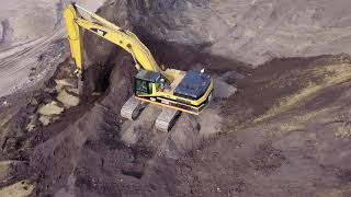 Caterpillar 345 Excavator Overburden Removal [upl. by Gabriella]