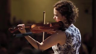 Hilary Hahn plays JSBach Violin Concerto No1 in a minor BWV1041Deutsche Kammerphil Bremen [upl. by Eiffub990]