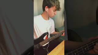 Fluorescent adolescentarctic monkeys bass cover bass basscover music musican [upl. by Ydroj]