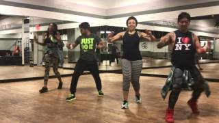 Dance Cardio quotTonight quot by Yemi Alade ft PSquare Zumba  Team iN2iT [upl. by Natka]