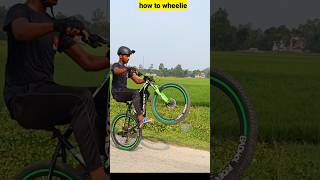 How to Wheelie shorts howtowheelie wheelie cycle stunt cyclewheelie mtb short wheeling [upl. by Rohclem]