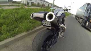 Yamaha MT01 Akrapovic [upl. by Nymsaj]