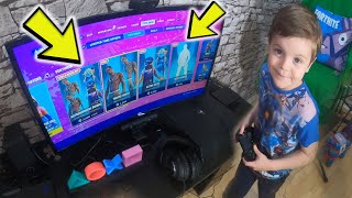 TRUMAnn Giving His 6 Year Old Kid TRAVIS SCOTT Bundle Unlocking ALL Travis Scott Fortnite items [upl. by Ballou526]