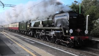 Trains at Winsford  WCML  26521 ft 34046 Braunton [upl. by Siurtemed]