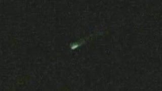 Meteor  Doomsday Halleys Comet Shower  Over Worthing UK [upl. by Ulda]