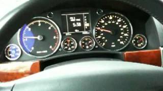 2004 VW Touareg V10 TDI Driving [upl. by Violet]