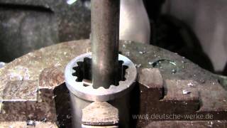 Innenverzahnung quot do it yourself quot an der Bohrmaschine Internal Teeth Hobbing by Hand [upl. by Odnamra]