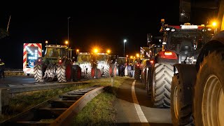 Afsluitdijk geblokkeerd door boerenprotest [upl. by Yoko]